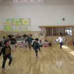 ぞう組2組目。ケンケン跳びもしてるよ！